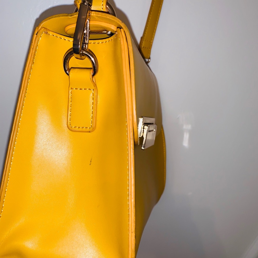 Bag - Picture 2 of 6